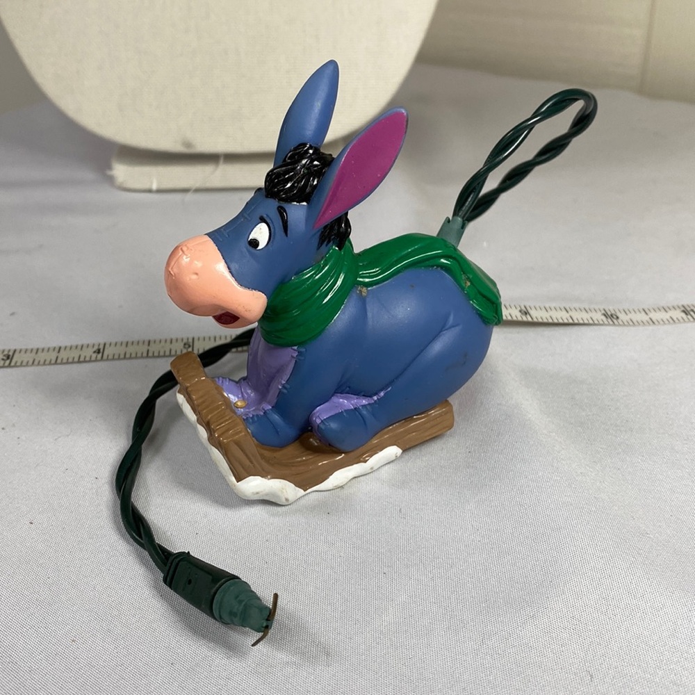 Dumbo sledding light attachment ornaments
